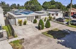 311 E 51st St, Hialeah, FL 33013