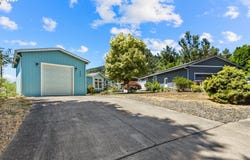 736 PENNY Ln, Riddle, OR 97469