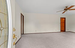 209 Augusta Drive, Mahomet, IL 61853