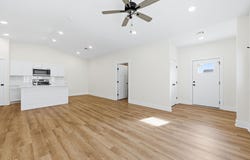 16914 W Kashmir St, Goddard, KS 67052-0149