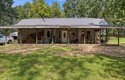 1701 Jackson Spring Road, Ozark, MO 65721