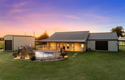 225 County Road 423, Lorena, TX 76655