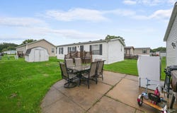 29356 MAPLE Drive, Flat Rock, MI 48134