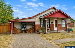 221 Walnut St, Independence, OR 97351