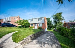 810 Sweetleaf Dr, Monroeville, PA 15146