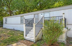 208 Circle Dr, Buda, TX 78610