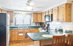12 Hamilton Place, Richford, VT 05476