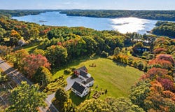 263 Bristol Road, Damariscotta, ME 04543