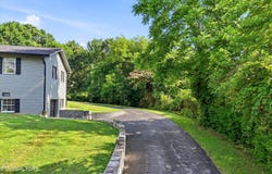 379 Wells Rd, Powell, TN 37849