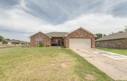 1545 Tudor Drive, Moore, OK 73160