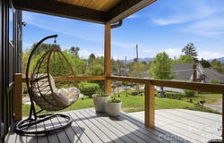 30 First Street, Canton, NC 28716