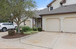 875 Hampton Circle, Aurora, OH 44202
