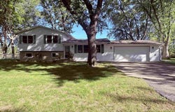 2421 S Dewey Avenue, Beloit, WI 53511