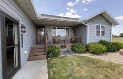 19940 Bella Vista Circle, Centerville, IA 52544