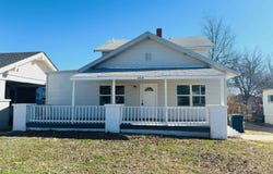 423 S Pierce St, Enid, OK 73703