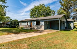 111 Heuer St, Sweetwater, TN 37874