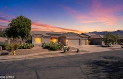 9450 E NANCE Street, Mesa, AZ 85207