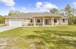 18130 Parrot Road, Weeki Wachee, FL 34614