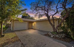 2413 Buttonwood Drive, Manhattan, KS 66502