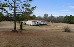 335 JOINER Rd, Hayden, AL 35079