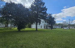 565 W Hartel St., Sour Lake, TX 77659
