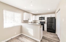 2726 E BECK Lane, Phoenix, AZ 85032