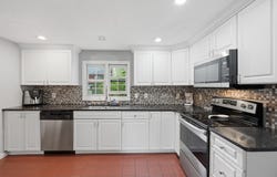 1 Algonquin Rd, Worcester, MA 01609