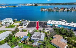 14204 E PARSLEY Drive, MADEIRA BEACH, FL 33708