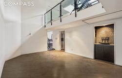 421 Hudson Street, New York, NY 10014