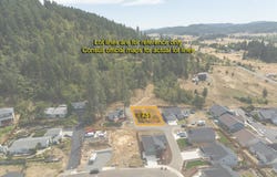 731 BOULDER Loop, Creswell, OR 97426