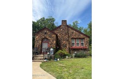 1621 S Main Street, Carthage, MO 64836