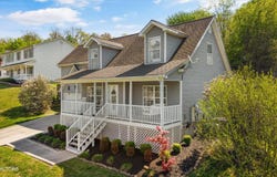 8230 Gamblers Choice Tr, Powell, TN 37849