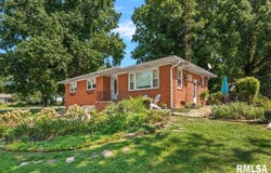 14 HACKNEY Lane, Springfield, IL 62702