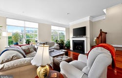 130 LINDEN Place, TOWSON, MD 21286