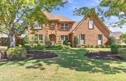 3446 WOLF SPRING Ln, Bartlett, TN 38133