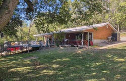 706 E Main Street, Hardy, AR 72542