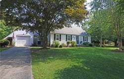 5 North Drive, Middletown, RI 02842