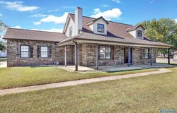 88 Willowbrook Street, Decatur, AL 35603