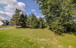 8727 Whiting Road, Cicero, NY 13039