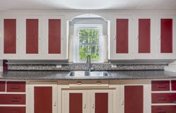 108 Middlesex Road, Topsham, ME 04086