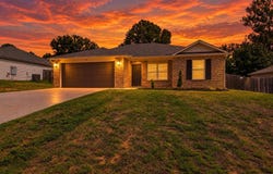 22 Oakland Circle, Austin, AR 72007