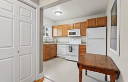 810 W Vine Street, Champaign, IL 61820