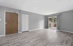1464 Stonebridge Circle, Wheaton, IL 60189
