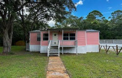 92 Koch St, Panacea, FL 32346