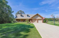 65 Golf Course Road, Glenwood, AR 71943