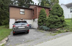 6013 Brown Street, Clarksburg, WV 26301