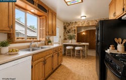 1766 Oakmead Dr, Concord, CA 94520