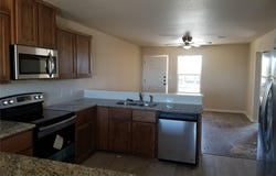 92 Sandstone Dr, Jarrell, TX 76537