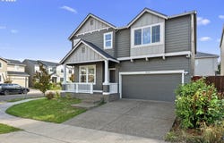 12312 SE ZION St, Damascus, OR 97089