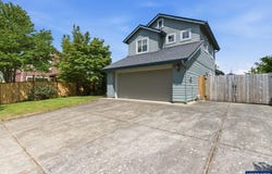 5475 Charles Wy, Eugene, OR 97402